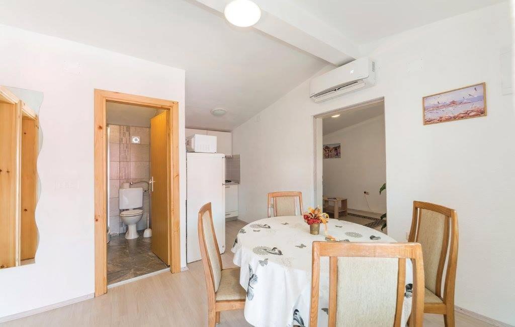 Apartmani Prpic 비르 외부 사진